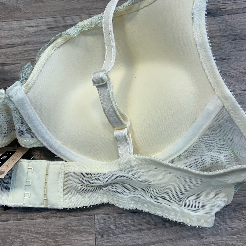 Soma Light Green Floral Lace Bra - Picture 8 of 12